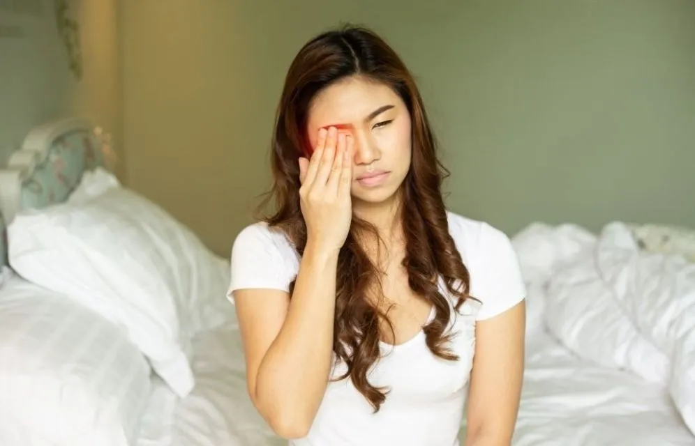 Mata Kedutan Berarti Mau Nangis atau Ada yang Kangen itu Mitos. Justru Ada Gangguan Saraf lo! 13