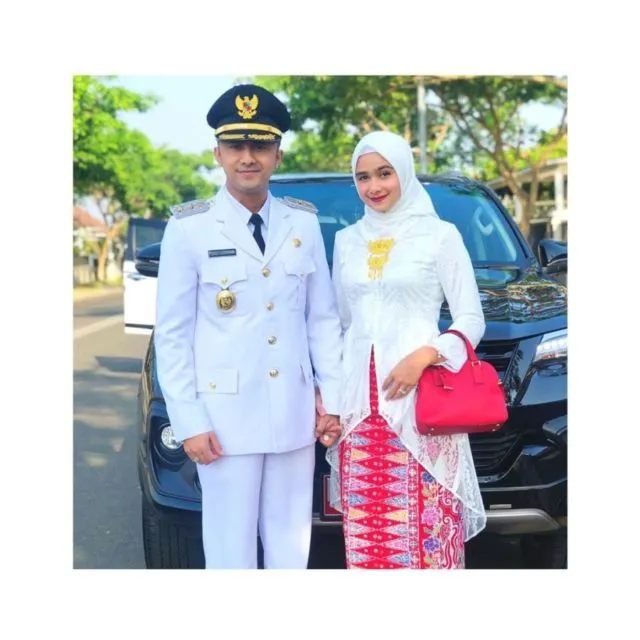 7 Potret Figur Publik yang jadi Istri Pejabat, Rindu Kemunculannya di Layar Kaca 12