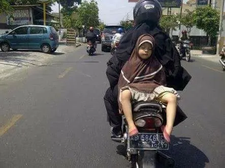 Tipe Pengendara yang Nggak Bisa Kamu Temukan di Negara Lain. Wonderful Indonesia! 14