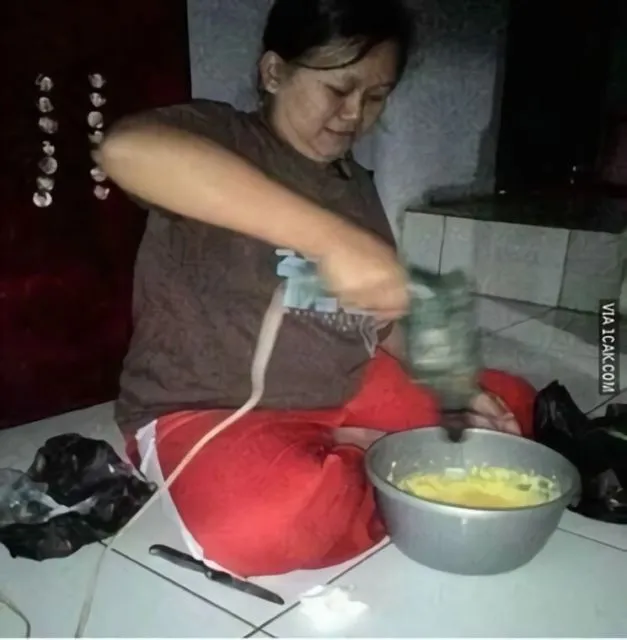 Potret Ibu-ibu Multitasking yang Bakal Bikin Terkesima. Nggak Ada Lawan! 20