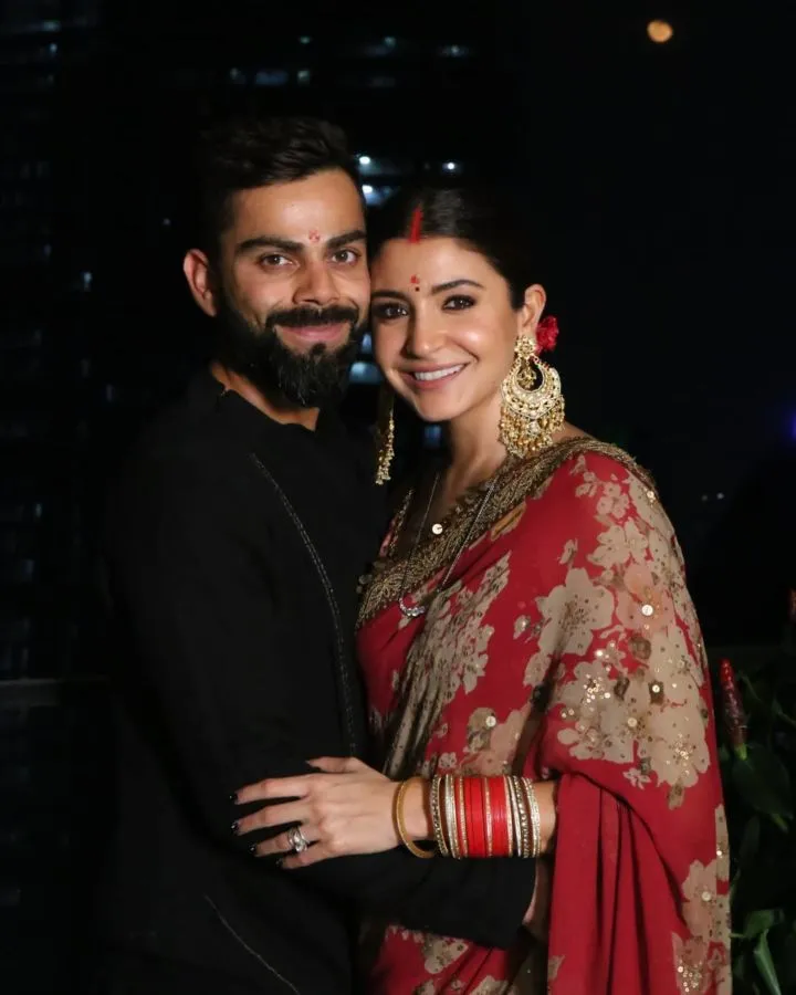 Pamer Baby Bump, Kini Giliran Anushka Sharma Umumkan Kehamilan Pertamanya. Selamat! 4