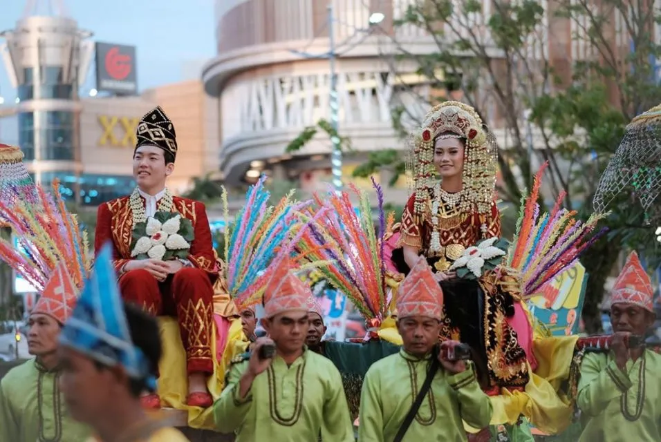 Viral Pernikahan Impian ala Drakor Cewek Banjar dengan Oppa Korea. Ketemunya dari Instagram! 16