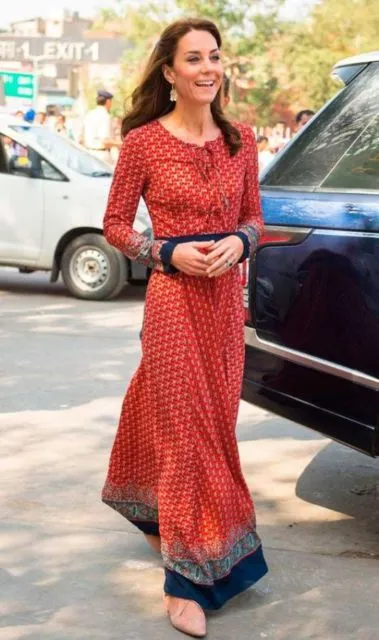 5 Penampilan Kate Middleton yang Terkenal Hingga ke Seluruh Dunia. Legend! 10