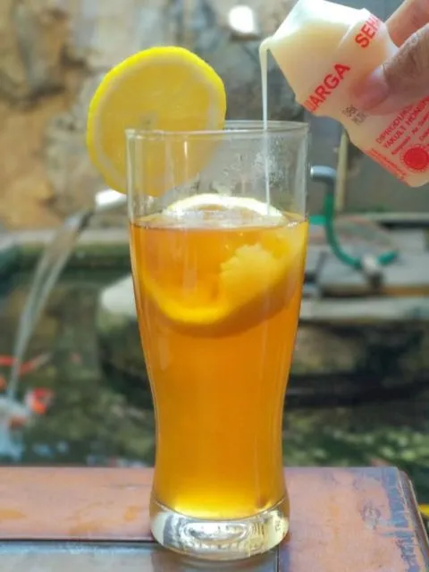 6 Varian Es Teh Kekinian dan Trik Menyeduhnya. Satu Teguk, Tenggorokan Langsung Nyes dan Lega 18