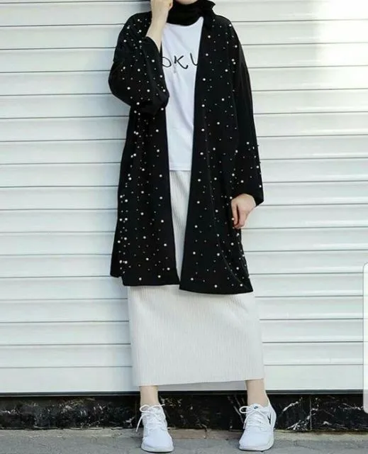 8 Ide Model Cardigan Berwarna Cerah Buat Hijabers. Lucu dan Kekinian Banget! 11