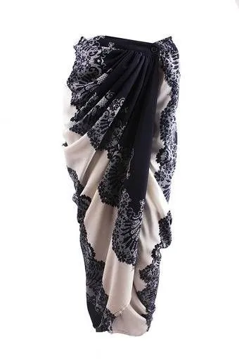 9 Warna dan Model Jarik Kebaya Hits di 2020. Yang Elegan Sampai Unik, Ada! 13
