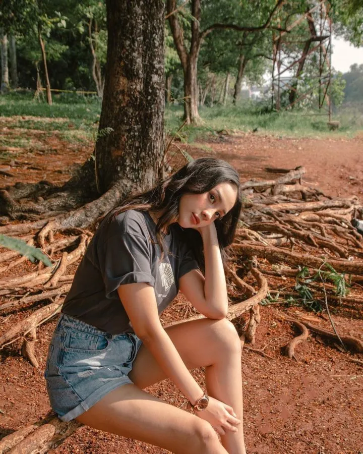 Ternyata Masih Lanjut Kuliah, Anya Geraldine Unggah Momen Dirinya saat Lulus Sidang Skripsi 2