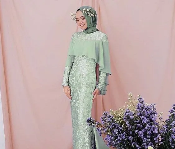 Pesona Kebaya Cape yang Menawan; Solusi Buat Pemilik Lengan dan Dada Besar! 13
