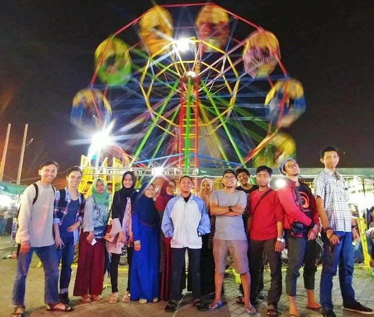 5 Gejolak Rasa yang Muncul Saat Naik Kora-Kora Pasar Malam. Coba Sekali dan Nggak Mau Lagi! 7