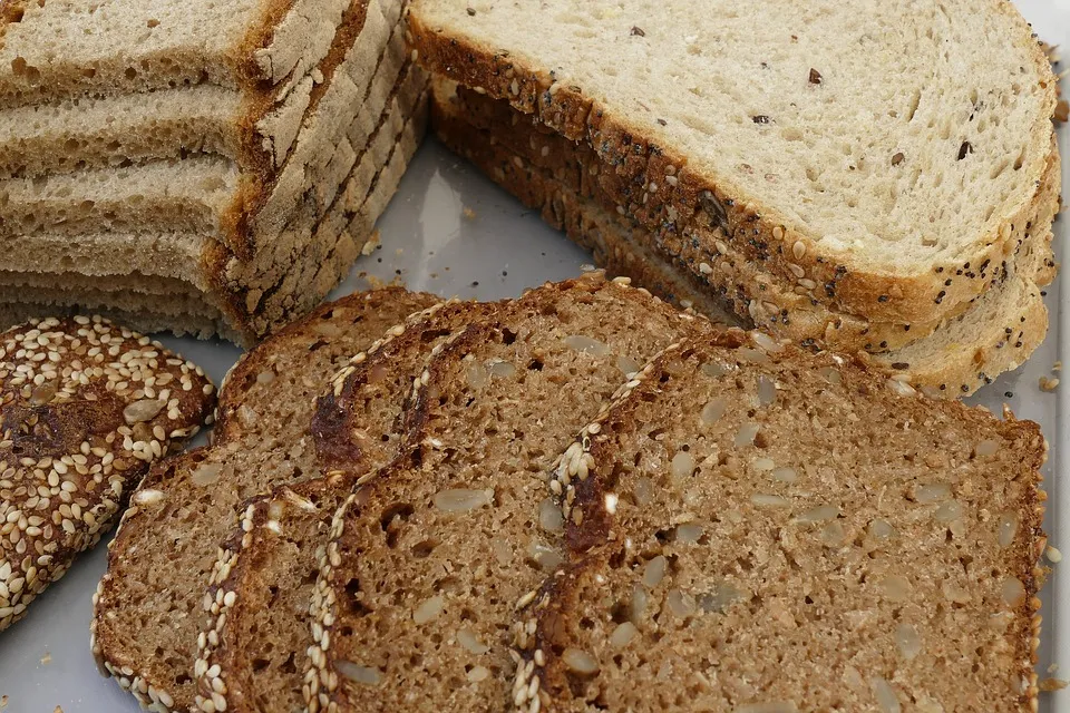 Kelebihan Roti Gandum Dibanding Roti Tawar dan Cara Mengecek Labelnya. Kadang Ada Campurannya! 12
