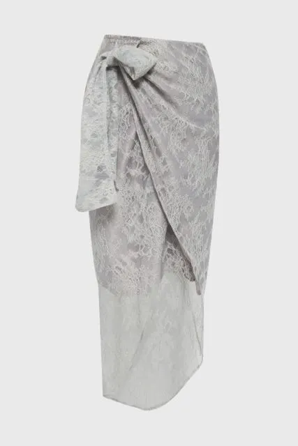 9 Warna dan Model Jarik Kebaya Hits di 2020. Yang Elegan Sampai Unik, Ada! 11