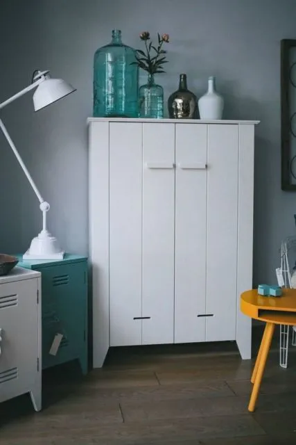 7 Model Lemari Pakaian Minimalis yang Pas untuk Mengisi Kamar Sempit. Lumayan Sisa Celah Dikit 17