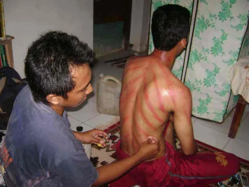 Nggak Cuma Budaya Korupsi, 10 Hal ini Ternyata juga Gambaran dari 'Indonesia Banget' 16