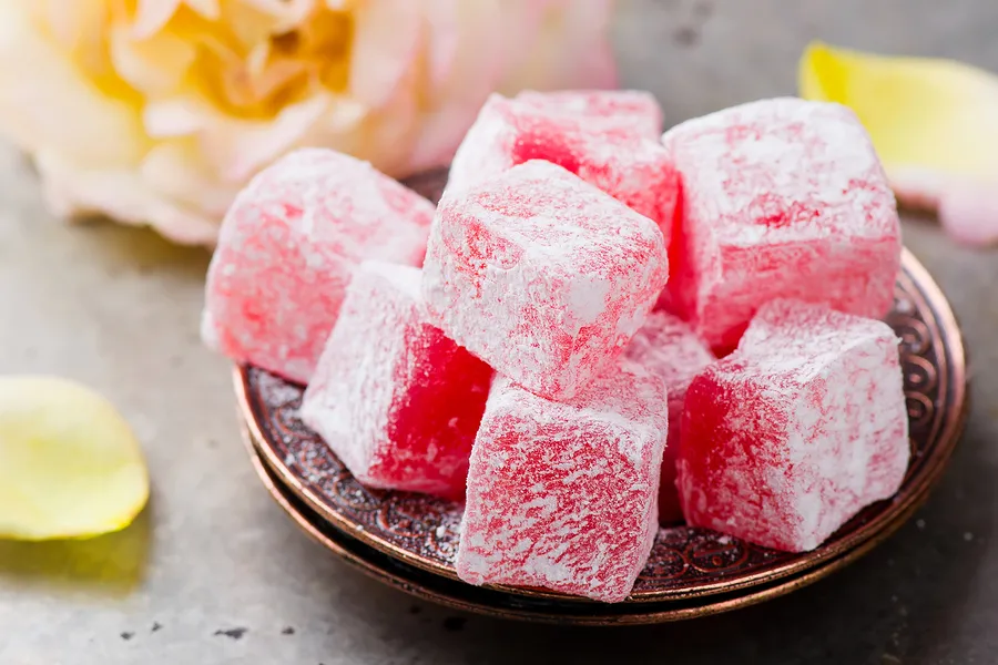 Makanan & Minuman ini Mendadak Populer Karena Masuk Adegan Film dan Serial TV, Mana yang Kamu Coba? 13