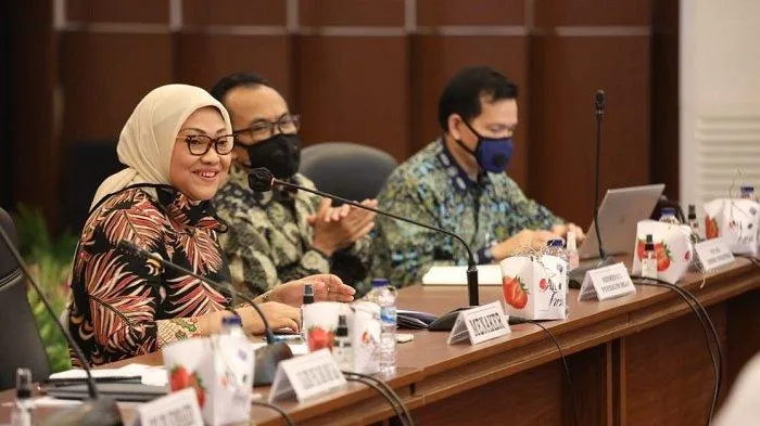Batal Cair Hari Ini, BLT Tenaga Kerja Resmi Ditunda Demi Alasan Validasi Data. Duh, Berasa Di-PHP 6
