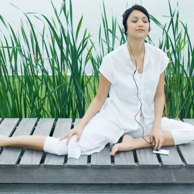 Jenis Lagu Pengantar Tidur dan Rekomendasinya. Bisa Mengobati Insomnia Selama Pas Musiknya 15