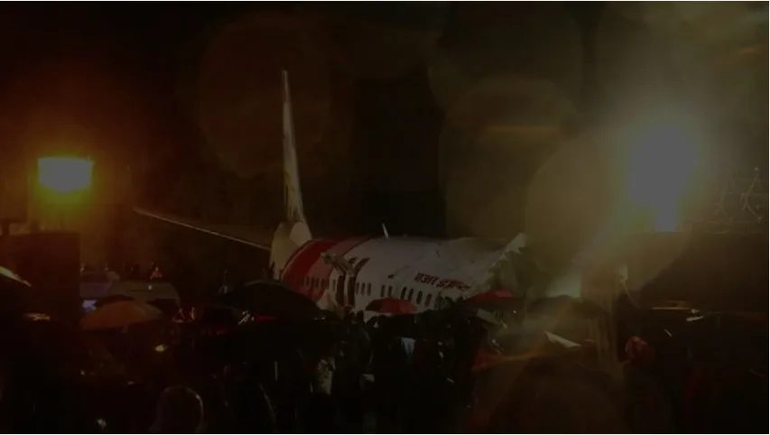 Tergelincir Ketika Mendarat di Kondisi Hujan, Kecelakaan Pesawat Air India Express Telan 17 Korban Jiwa 2