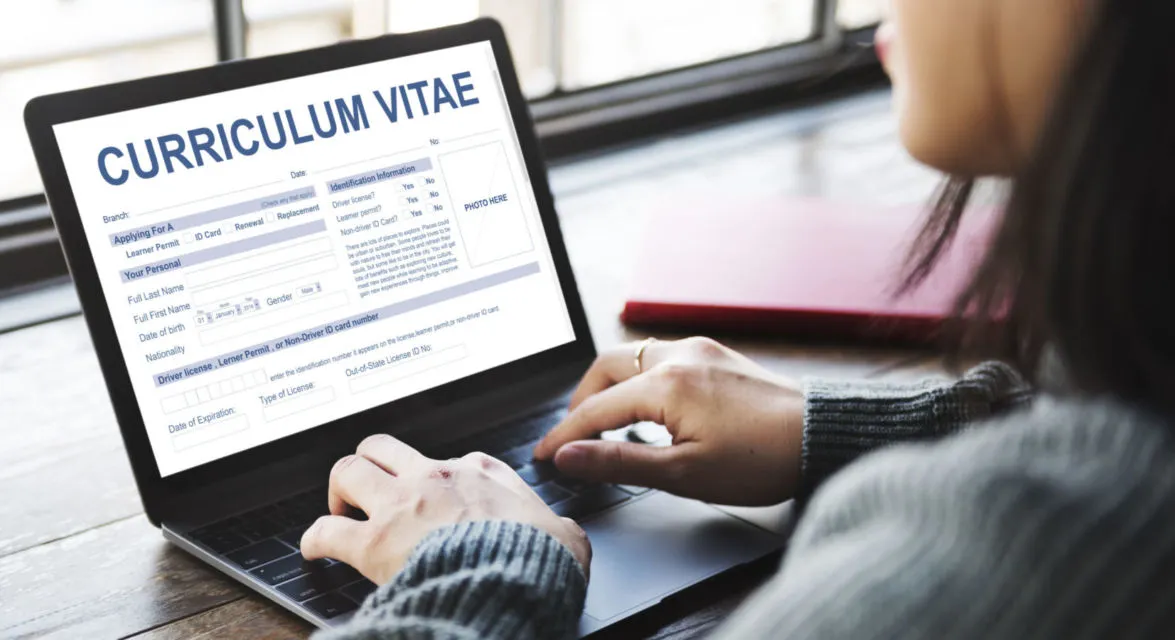 8 Ciri-ciri CV Fresh Graduate yang Bakal Dianggurin Doang. Perbaiki Dulu, Malu sama Saingan! 9