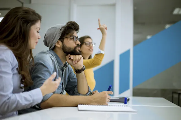 7 Tips Public Speaking ala si Pemalu, Simon Sinek. Cocok Dipraktikkan Saat Presentasi Pekerjaan 12