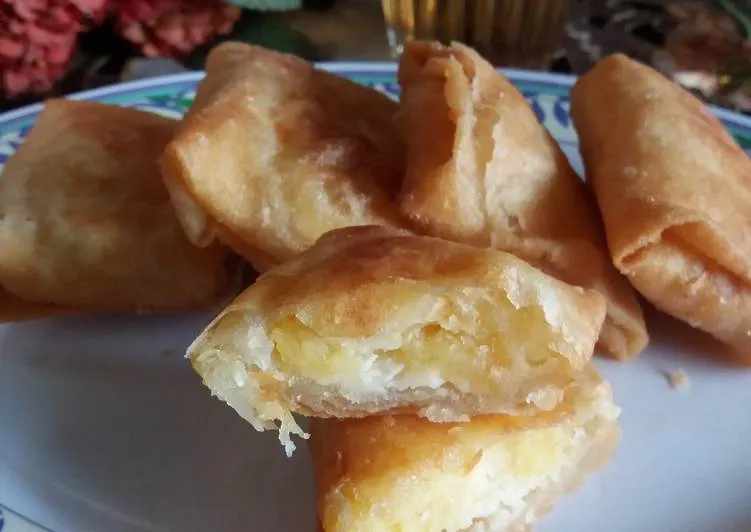6 Kreasi Camilan Gurih dan Manis dari Kulit Lumpia. Tipis Lentur Anti Sobek, Praktis Bikinnya 16