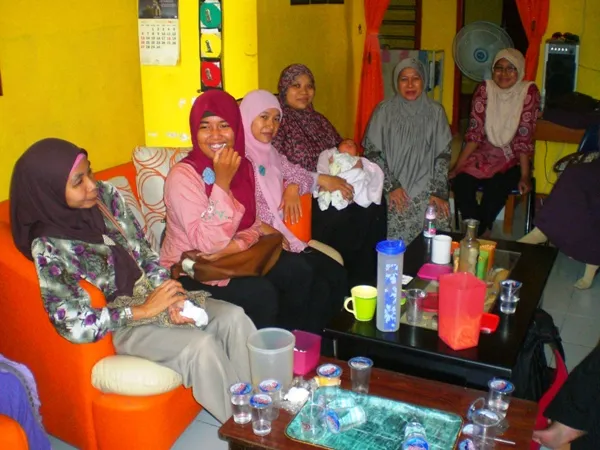 Mengenal Budaya Tilik Khas Masyarakat Jawa, Menjaga Tali Silaturahmi itu Wajib Hukumnya 6