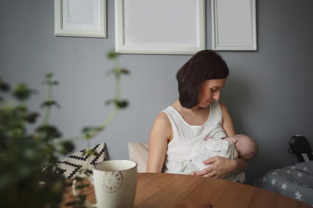 6 Manfaat Menyusui untuk Fisik dan Mental Ibu. Siapa Bilang Cuma Bermanfaat untuk si Bayi? 7