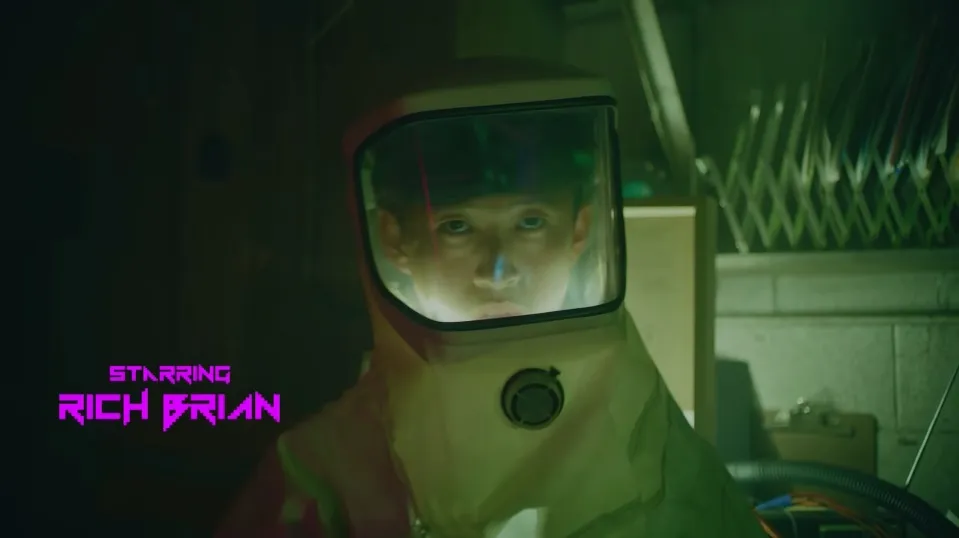 Perjalanan Karier Rich Brian dan Kejutan di Musik Video Terbarunya yang Bikin Salah Fokus 9