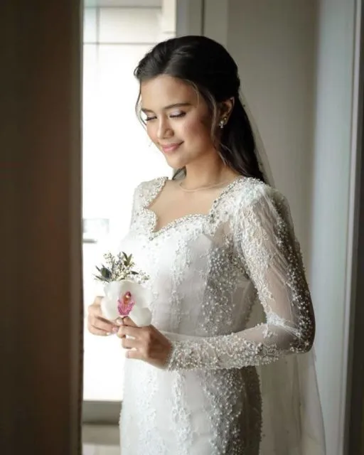 10 Detail Pernikahan Audi Marissa dan Anthony Xie, Elegan dan Modern dengan Tema Monokromatik 12