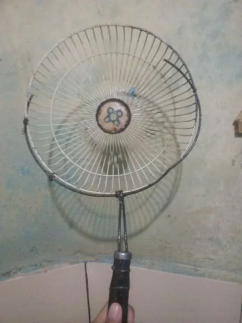 Begini Cara Akali Kipas Angin yang Rusak biar Tetap Bisa Bermanfaat. Lifehack Banget nih! 16