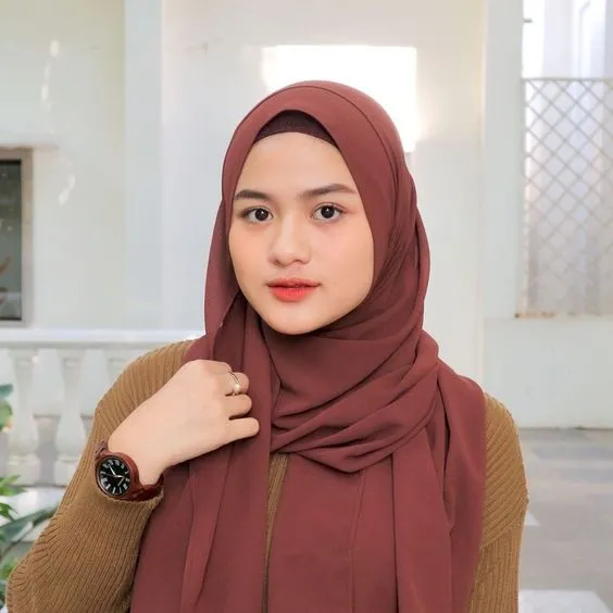Dulu Katanya Norak, Sekarang 5 Warna Pashmina Ini Ramai Jadi Incaran 6