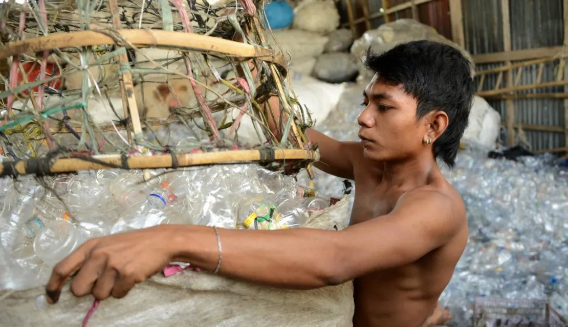 6 Tips Memulai Bisnis Daur Ulang Sampah Plastik. Sering Diremehkan, Padahal Omzetnya Lumayan 30