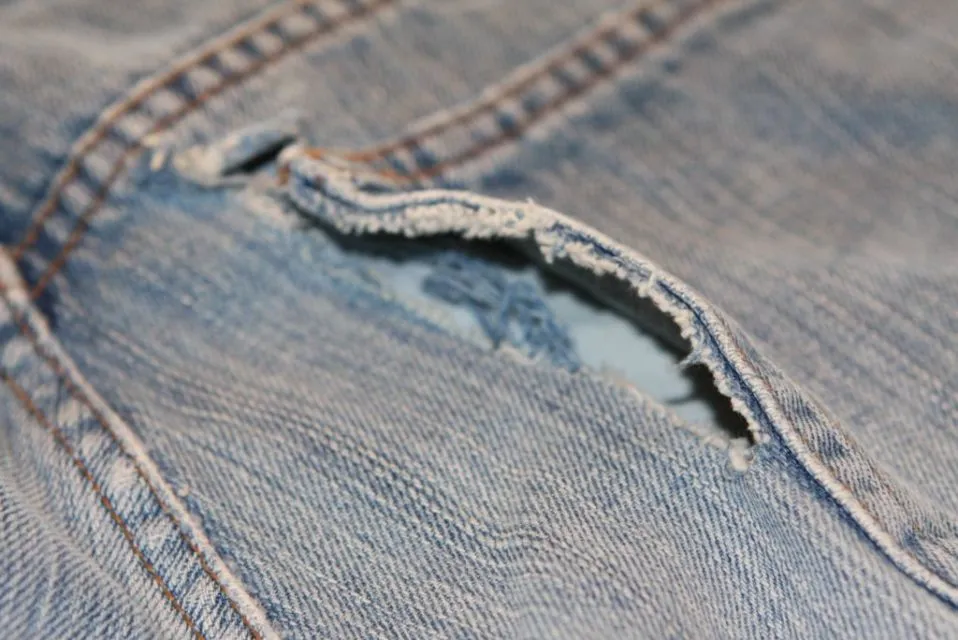 Cara Menjahit Baju Tanpa Mesin Jahit, Pakai Jarum & Benang 30