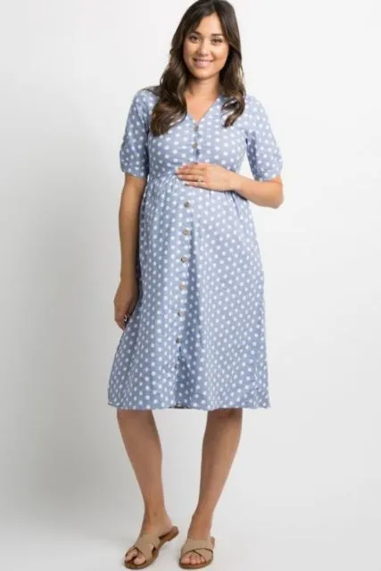 8 Ide Maternity Style dengan Button Dress yang Kekinian. Nyaman dan Bikin Kelihatan Awet Muda 13