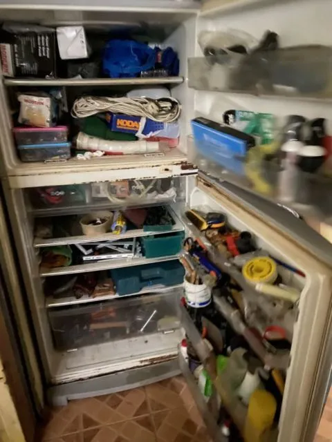 11 Benda Aneh yang Pernah Ada di Dalam Rumah, Antara Kreatif dan Random sih. Kocak Bener! :D 12