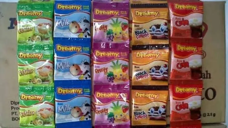 11 Jajanan SD yang Bikin Kita Nggak Bakal Melupakan Kenangan Masa Kecil. Semanis itu, ya! 18
