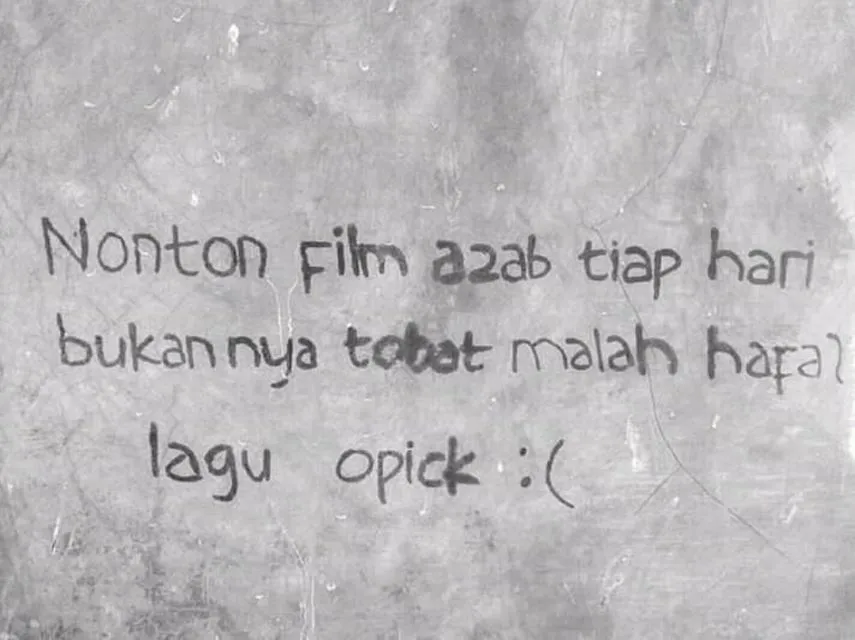 11 Coret-coretan Random di Tembok ini Mengandung Banyak Pesan. Reminder yang Sungguh Artsy! 22