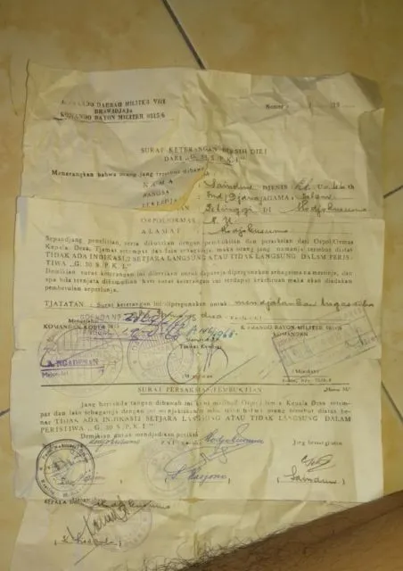 Dari Hasil Ujian Sampai Ijazah, inilah 11 Kertas Nggak Terduga yang Jadi Bungkus Gorengan 22