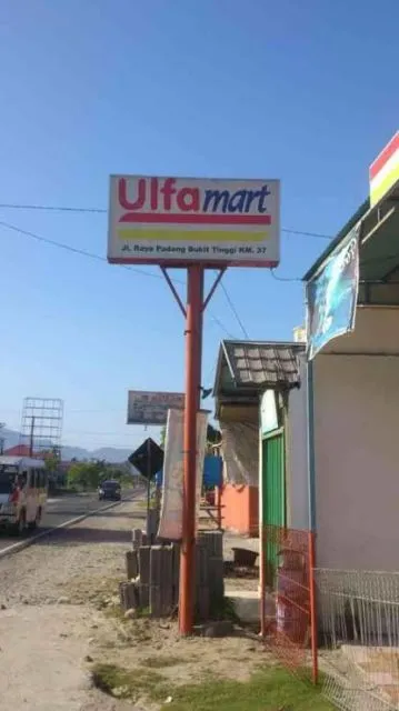 11 Jenis Penglaris Kocak, tapi Bisa Bikin Daganganmu Bakal Laris Manis. Asal Nggak Malu, Gas Aja! 20