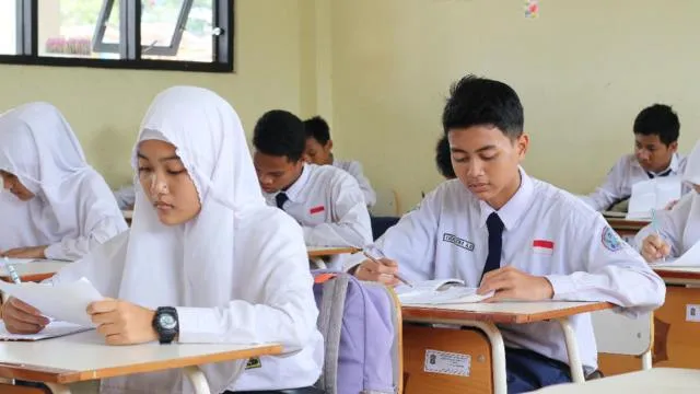 Mengenang 5 Tipe Teman Sekolah Saat Pertama Kali Masuk. Kamu Pasti Relate! 9