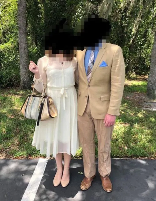 12 Contoh Baju Nikah yang Bikin Salfok. Bingung, ini Konsepnya Gimana sih Sebenarnya? 19