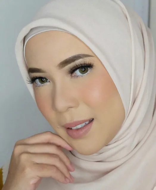 Biasa Tampil Kocak, Ini Potret Fitri Tropica Saat Tampil Feminin nan Anggun 5