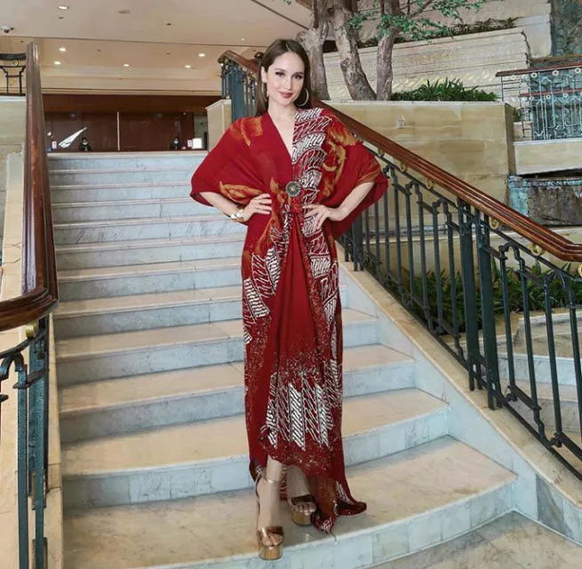 Deretan Gaya Cinta Laura yang Paling Dikagumi Warganet. Simpel tapi Elegan! 6
