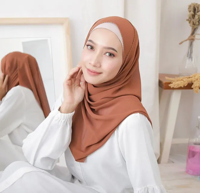 Pusatnya Pashmina, Ini 4 Olshop Lokal yang Menjual Hijab Murah Kualitas Premium! 6