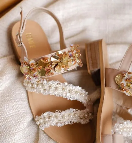 5 Merek Sepatu dan Sandal Buat Kondangan yang Kekinian 10