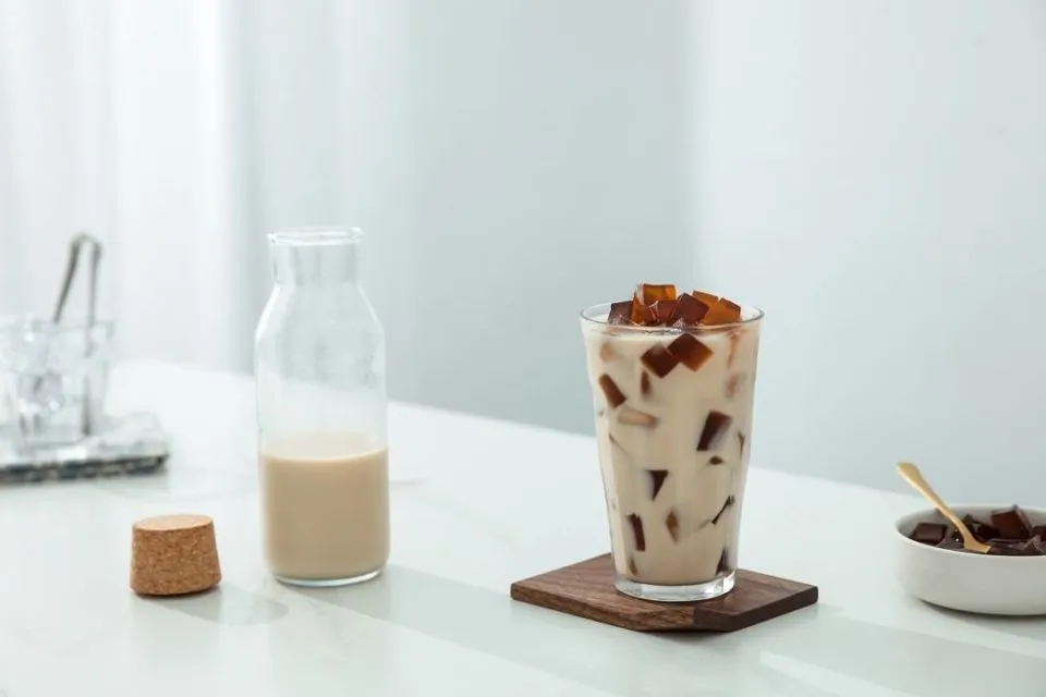 6 Racikan Teh Tarik yang Menghangatkan juga Dingin Menyegarkan. Busa Melimpah, Wanginya Khas 8