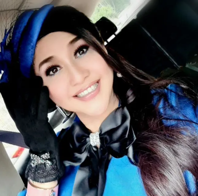 Berusia Lebih dari 50 Tahun, 10 Artis Indonesia ini Tetap Cantik dan Bugar. Seolah Nggak Menua! 17