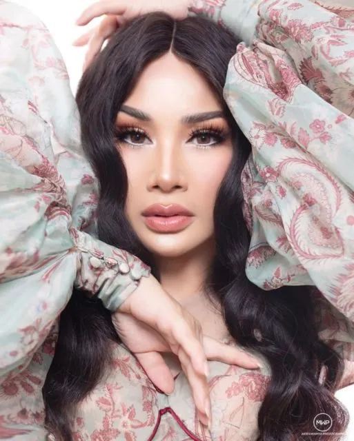 Berusia Lebih dari 50 Tahun, 10 Artis Indonesia ini Tetap Cantik dan Bugar. Seolah Nggak Menua! 16