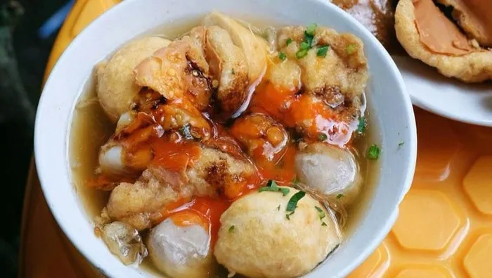 Main Ke Bandung? Jangan Lupa Cobain 12 Kuliner khas Bandung yang Penuh Sejarah. Rasanya Enak Sekaligus Otentik 23