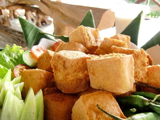 Main Ke Bandung? Jangan Lupa Cobain 12 Kuliner khas Bandung yang Penuh Sejarah. Rasanya Enak Sekaligus Otentik 15