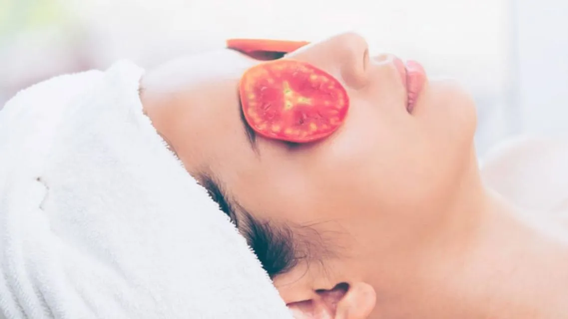7 Cara Menghilangkan Kantung Mata dengan Bahan Alami, Nggak Perlu Makeup! 13